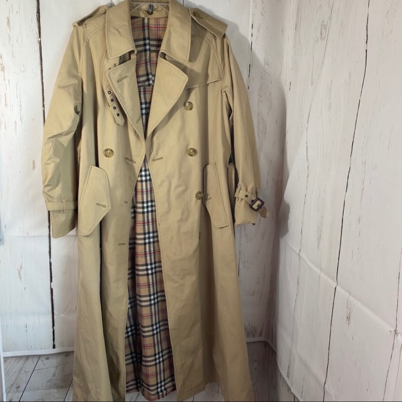Ralph Lauren Jackets & Blazers - Ralph Lauren Sz 8 khaki trench Plaid lining